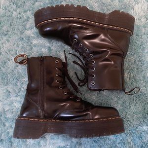 Dr. Martens Jadon Boots